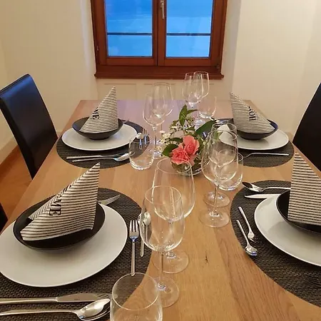 Le Belvedere Apartment *